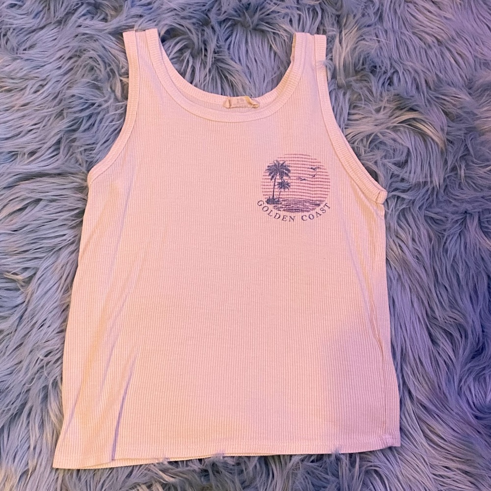 beach white (girls xs) tank top🤍